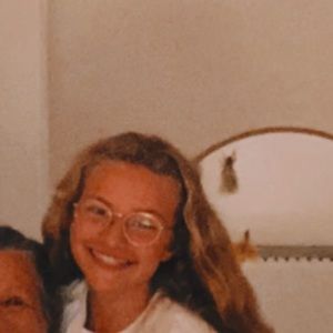 Meet your Posher, Sofia